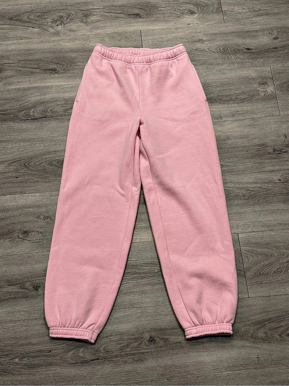 Aritzia Cozy Fleece Mega Sweatpant Pink Small NWT
